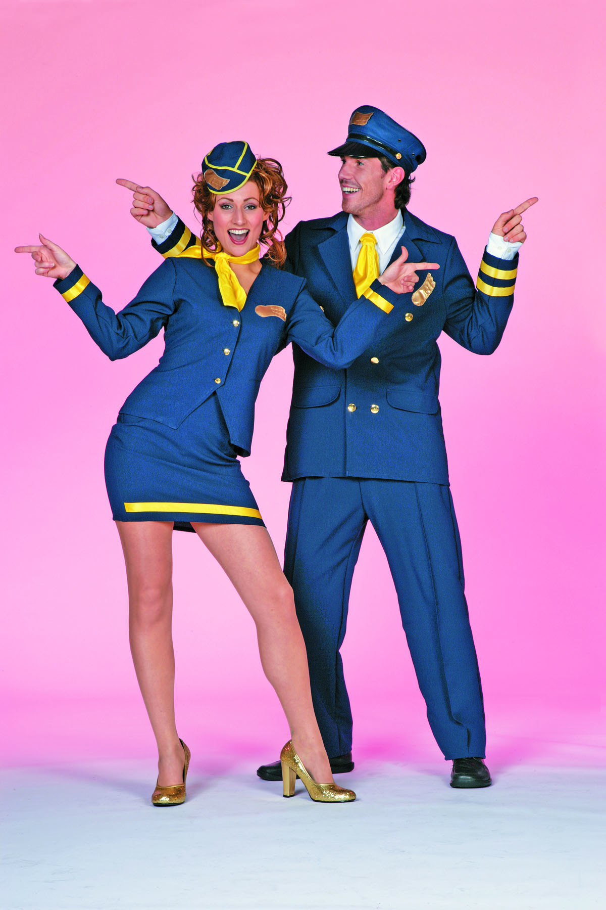 Stewardes-0